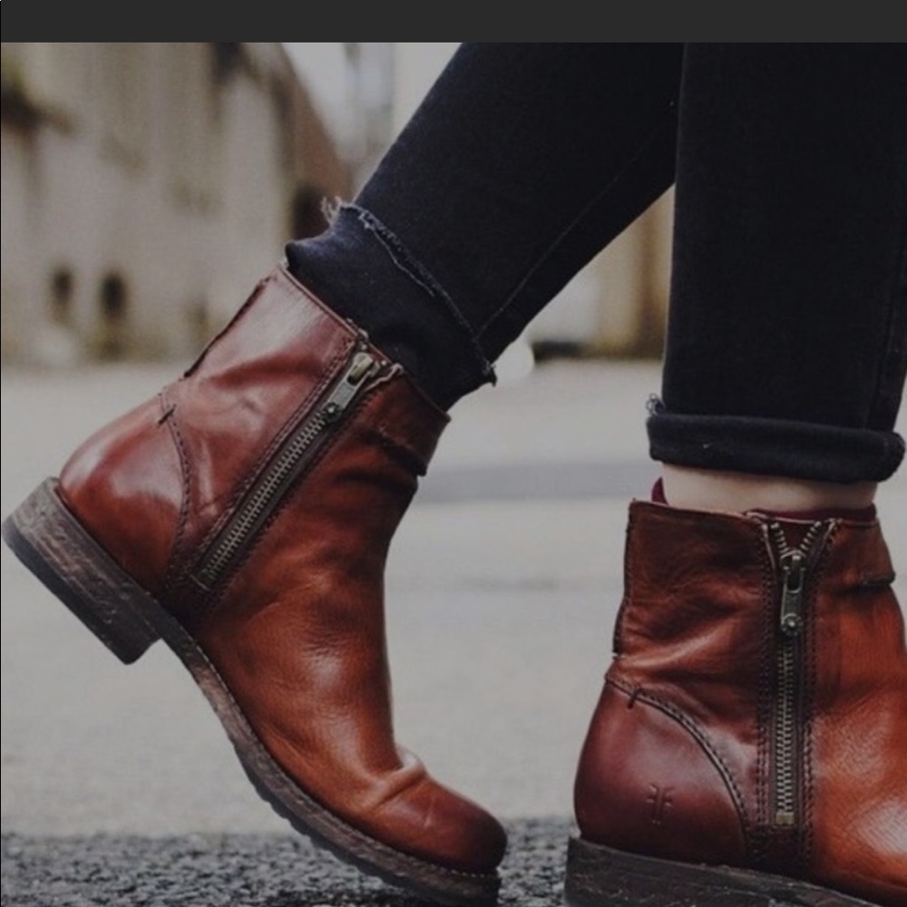Frye Tobacco brown ankle boots